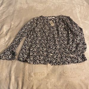 Loft dressing bitten shirt